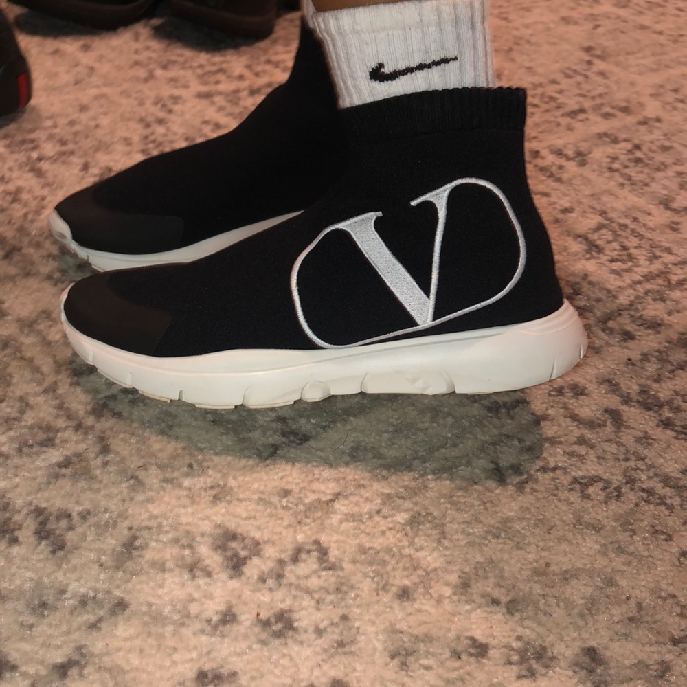 Valentino Garavani V logo sock sneaker